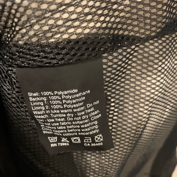 Helly Hansen Rain Jacket - Picture 3 of 4